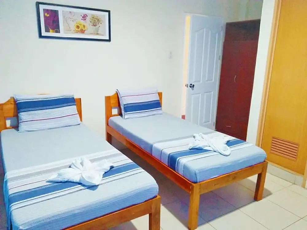 Alona Bay Guest House
