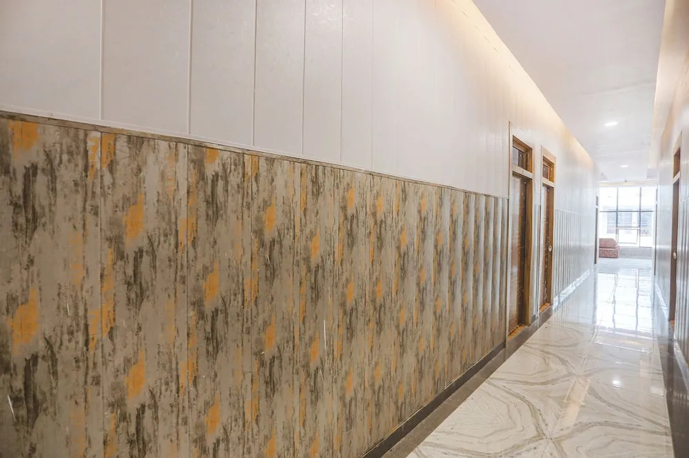 FabHotel Moon Gaze Inn