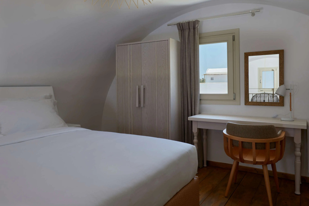 Sea Breeze Santorini Beach Resort, Curio Collection by Hilton
