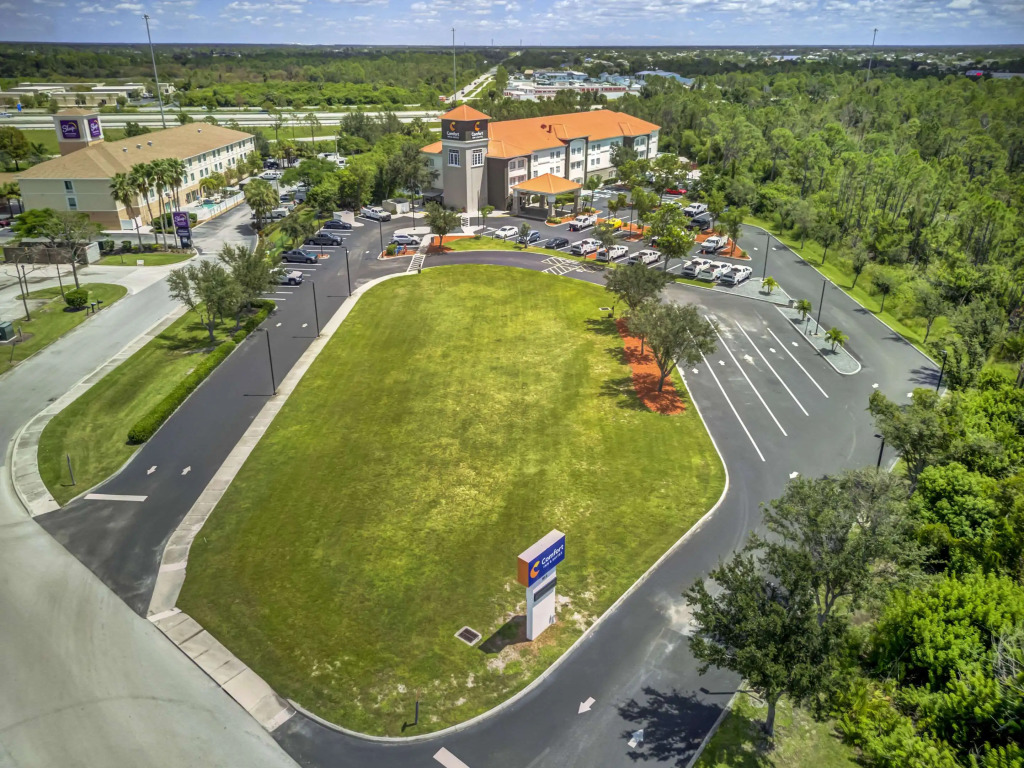 Comfort Inn & Suites Port Charlotte-Punta Gorda