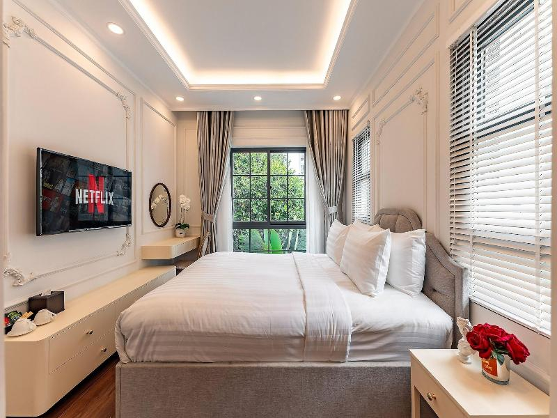 Golden Sun Apartment & Hotel