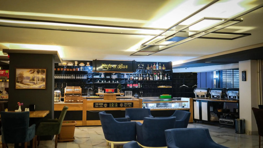 Grand Midyat Hotel