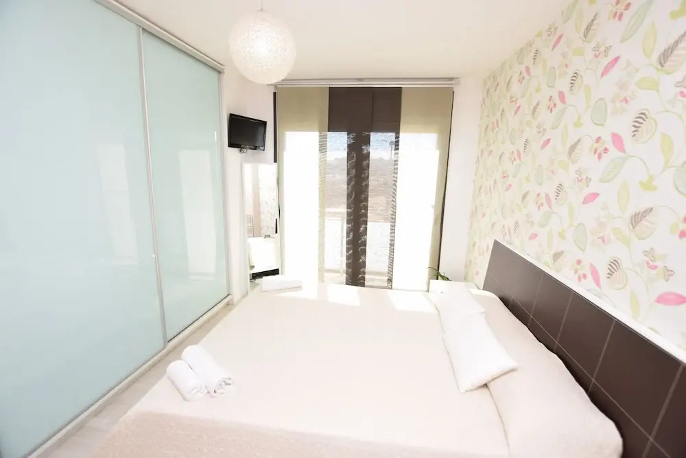 HomeHolidaysRentals Rieral