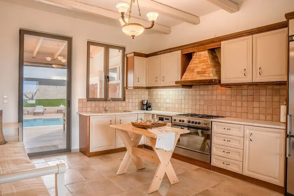Avelia Luxury Villa with private pool