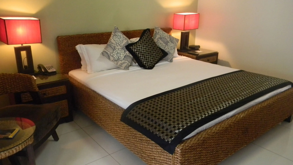 Heritage Park Hotel