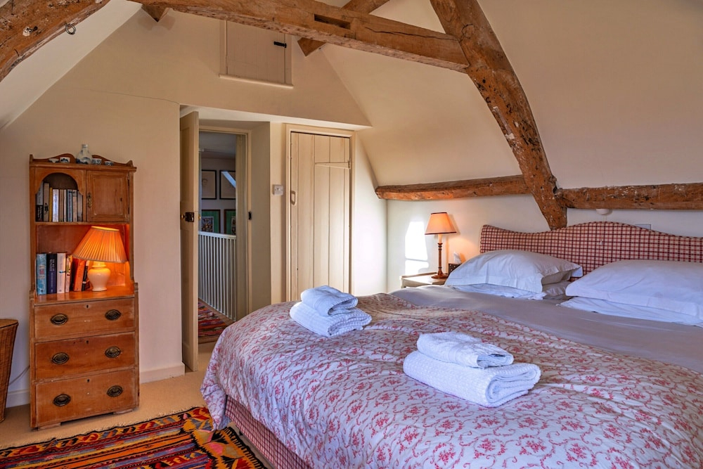Holiday Home in Bruton With Private Lakes