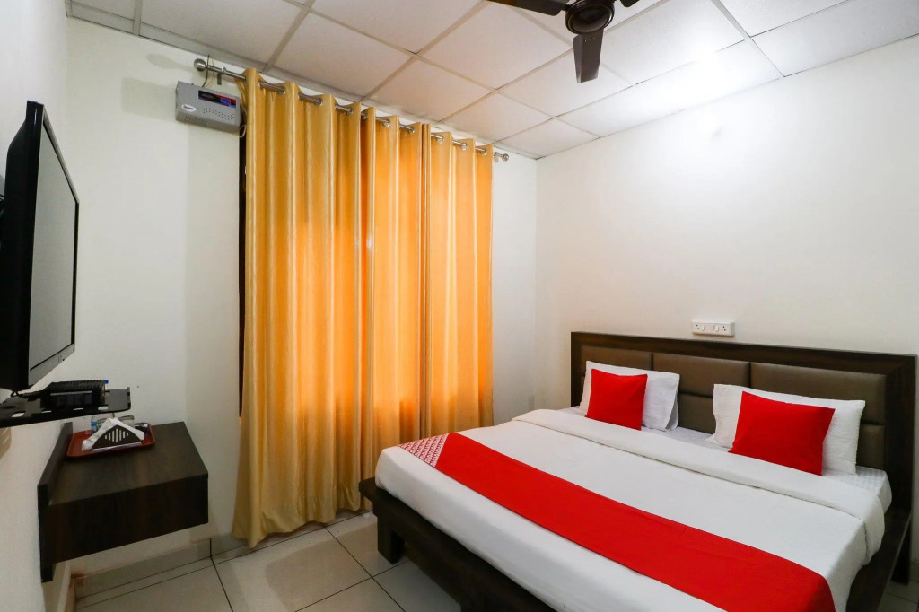 OYO 60858  Hotel RK Inn