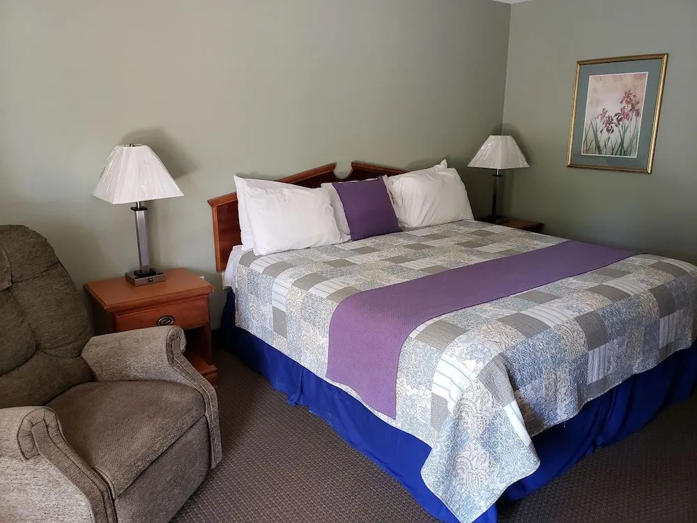 Hot Springs Village Inn