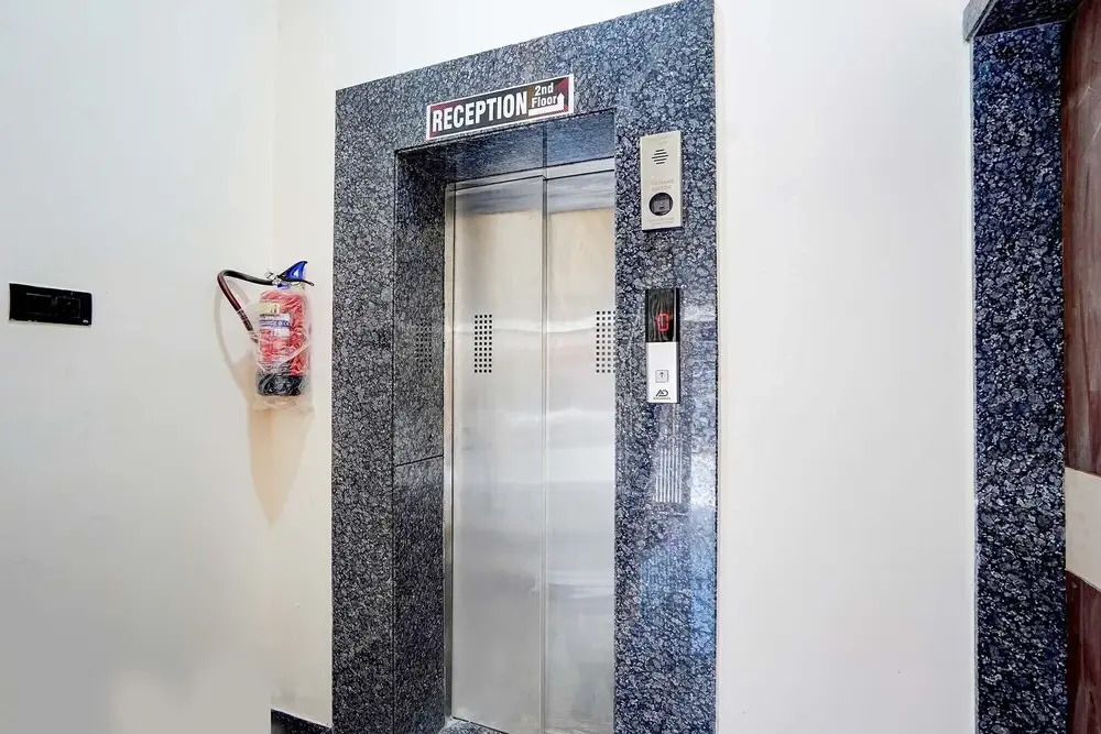 Fabhotel Sanviraaj