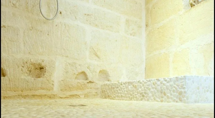 La Maison Rouge D'uzes