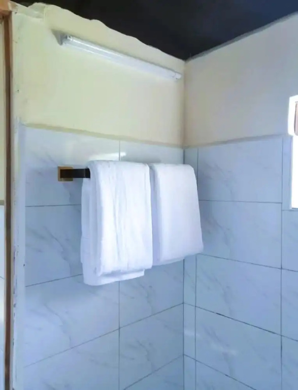 Endeem Mara Resort