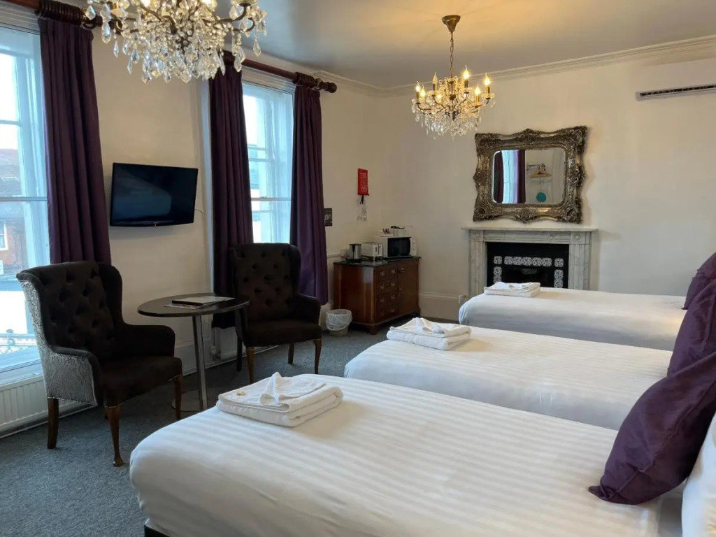 Kings Hotel