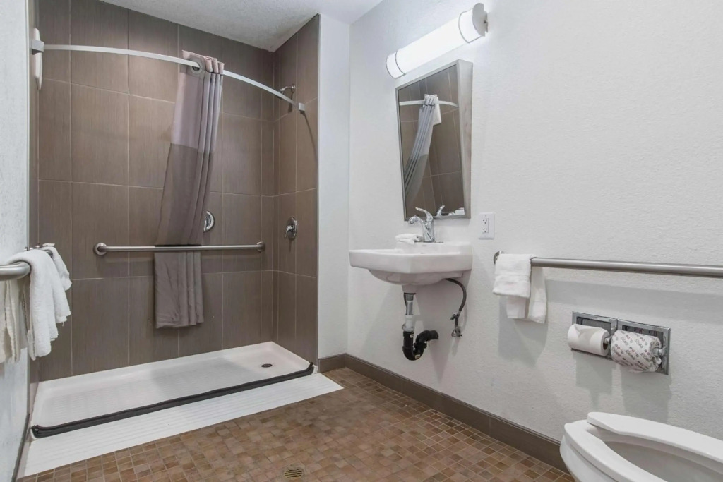Econo Lodge Bakersfield