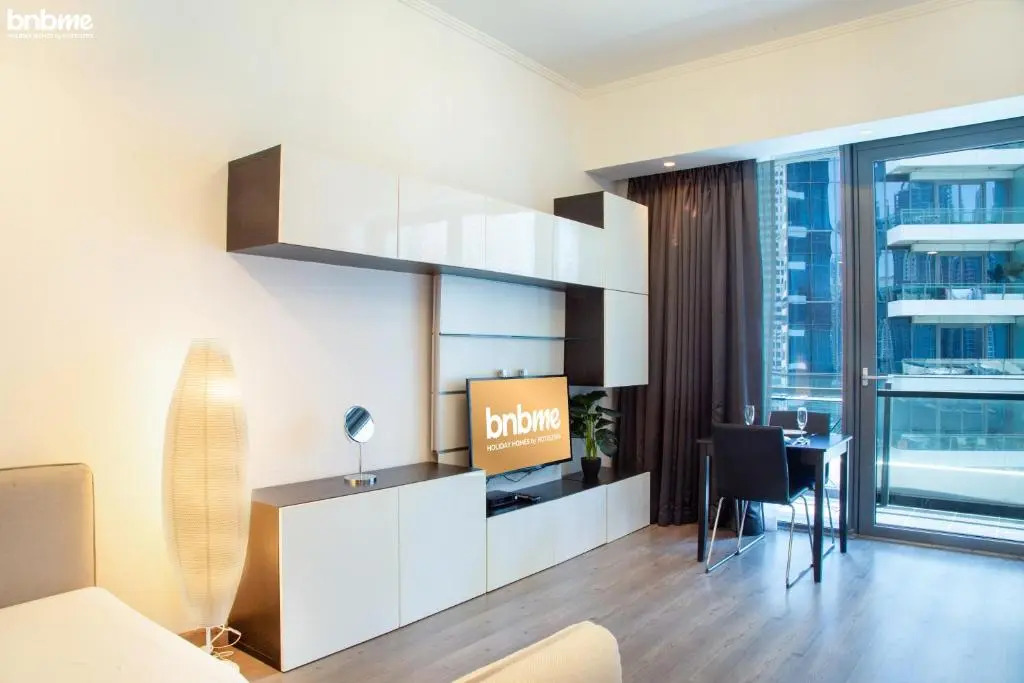 Classic Studio - heart of the Marina - by bnbme homes - 808