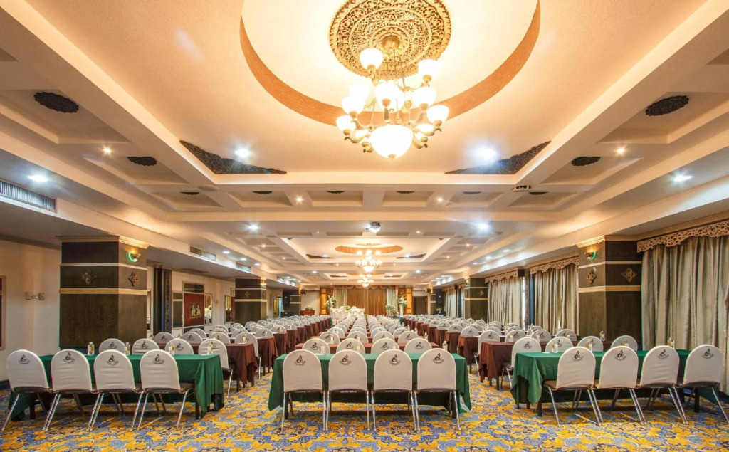 Chiangmai Ratanakosin Hotel