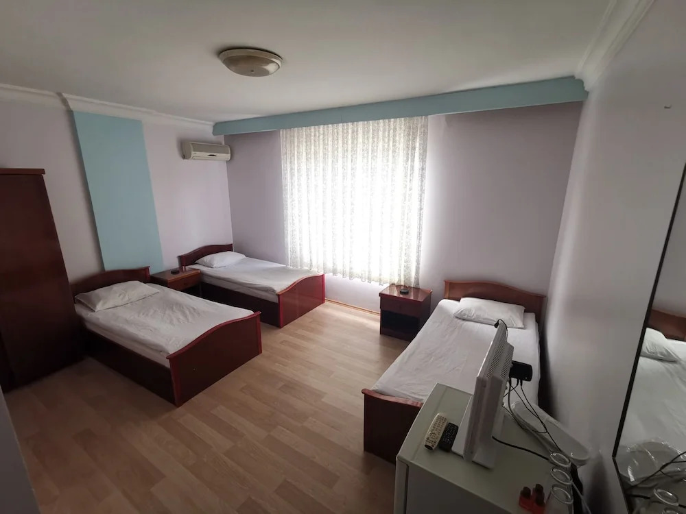 Saray Otel