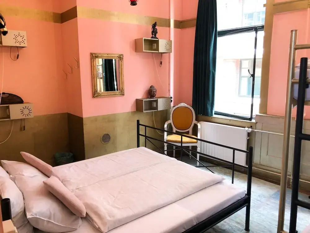 Hostel ROOM Rotterdam