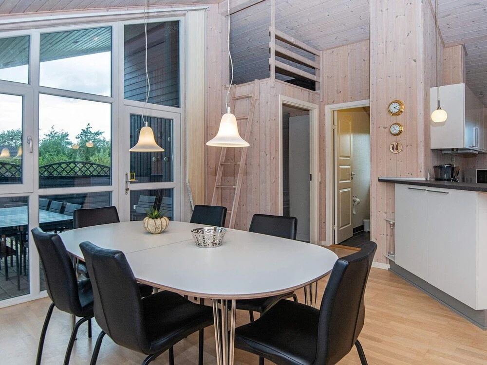 Quaint Holiday Home in Hemmet Jutland With Indoor Whirlpool