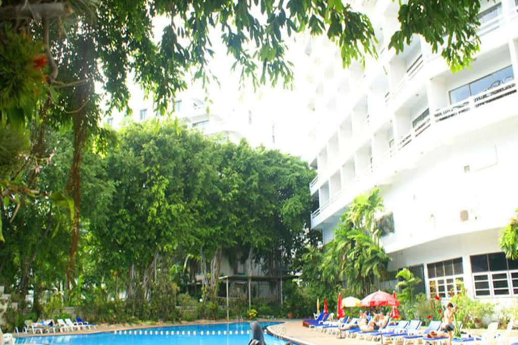 Royal Palace Hotel
