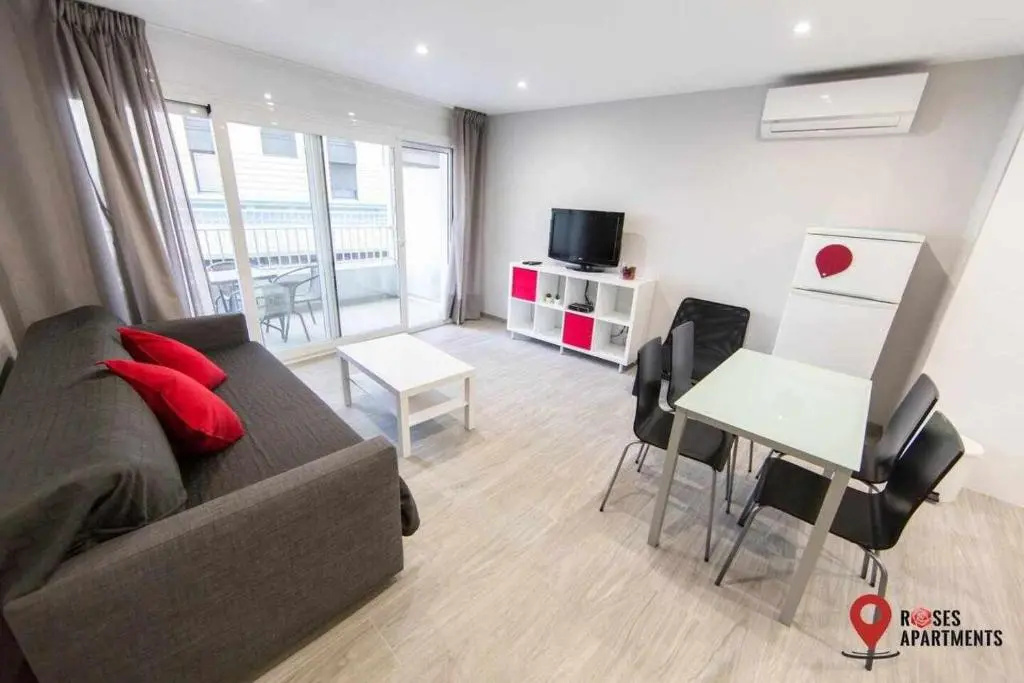 Roses Apartments Estudio 3