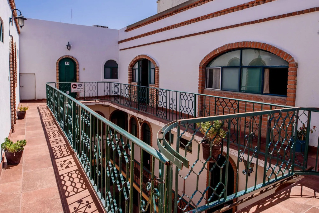 Hotel María Elena