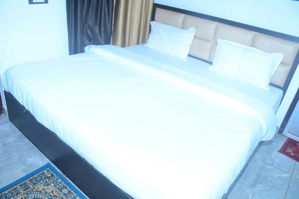 Shri Narayanam Guest House and Home Stay