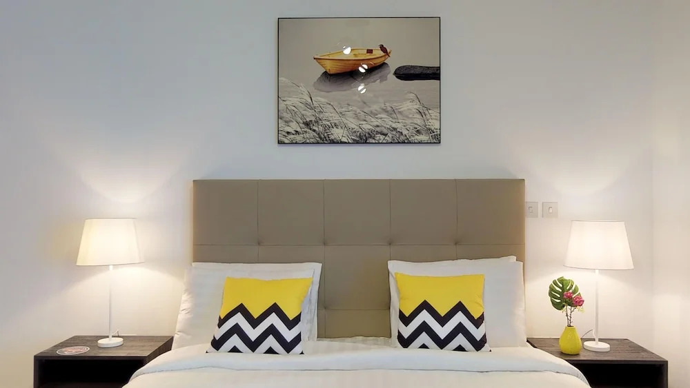 Lux BnB Park Towers DIFC