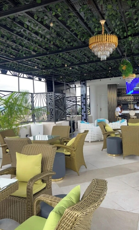 De Grand Hotel and Rooftop