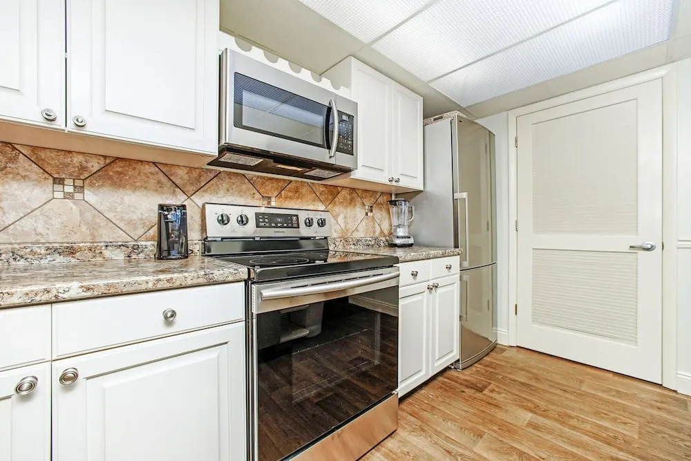 Long Beach 1 - 1104 - 663661