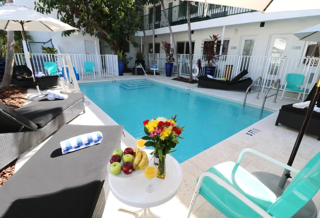 Seaside All Suites Hotel