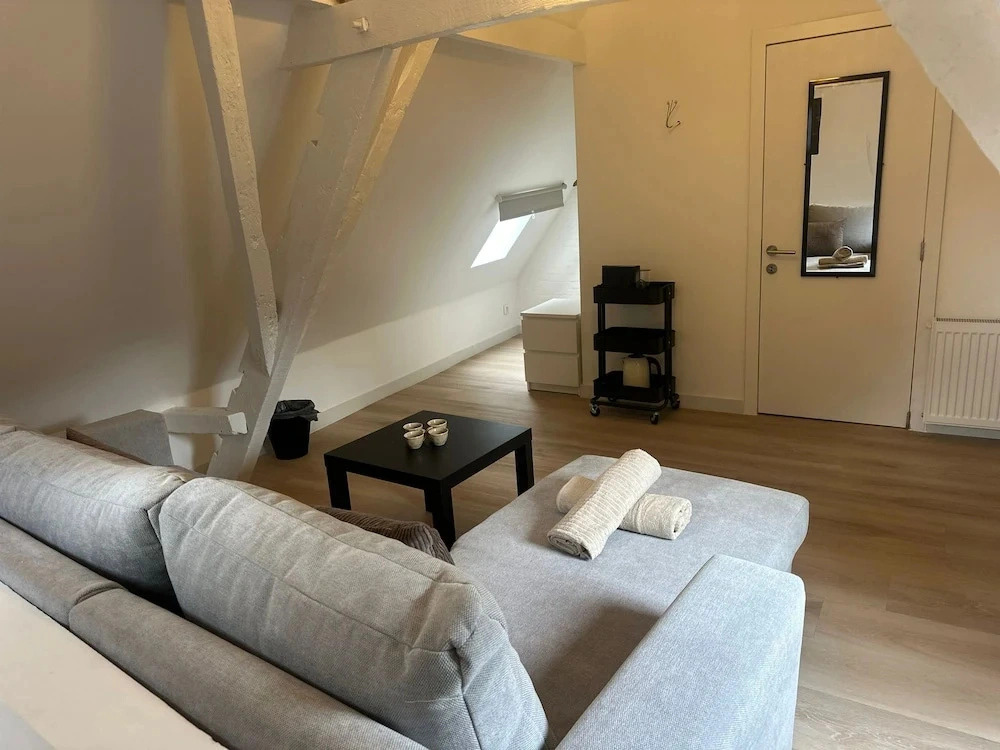 Modern Studio Near the Heart of the City
