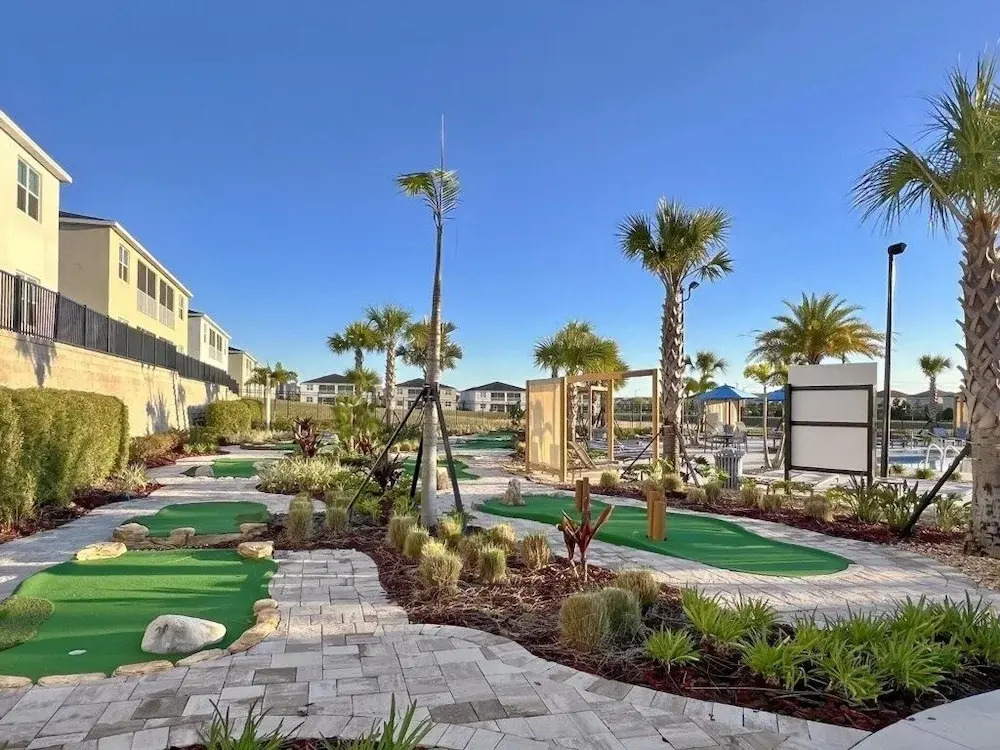Stunning 4 Bed Townhome With Splash Pool-1160ks 4 Bedroom Townhouse
