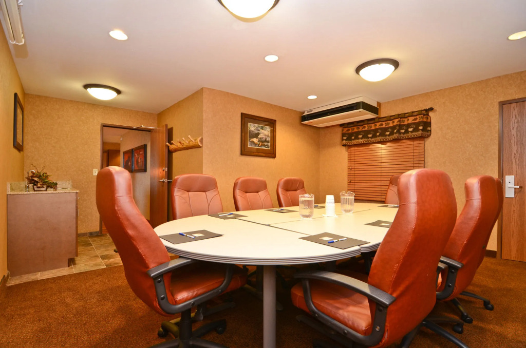 Best Western Plus Kelly Inn and Suites