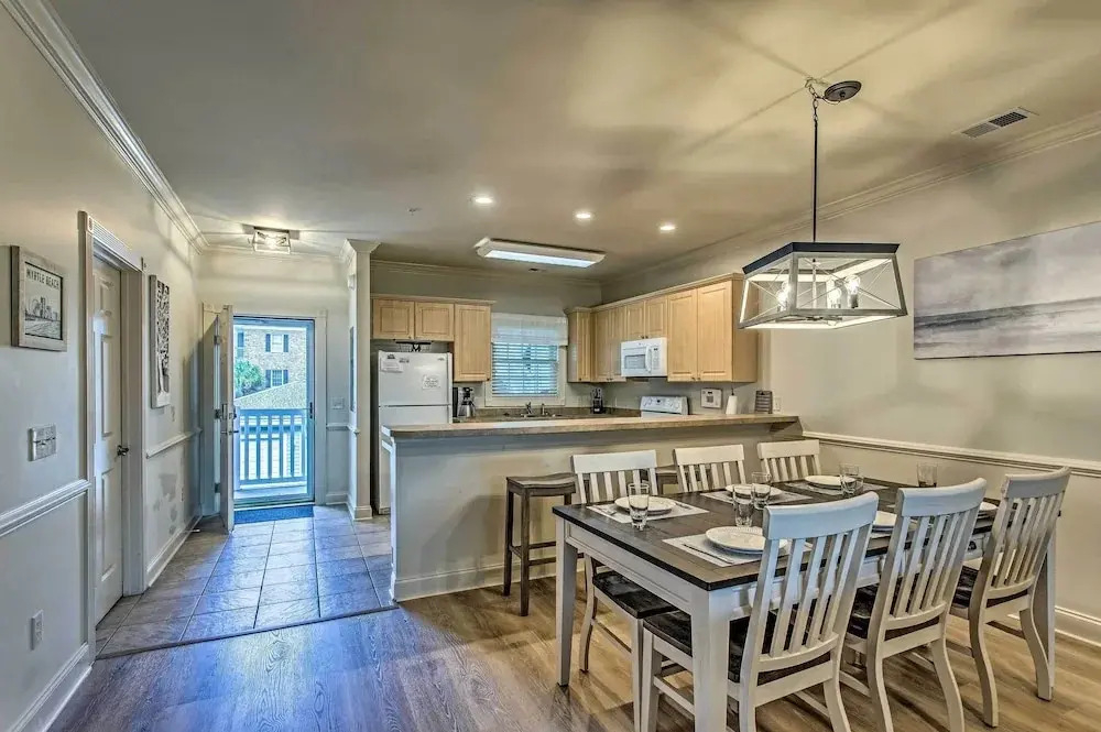 Magnolia Pointe Two-bedroom Apartment 302-4869