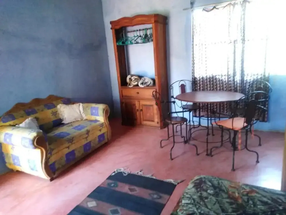 Bohemian Rustic 2-floor Suite, Walk to Plaza/beach