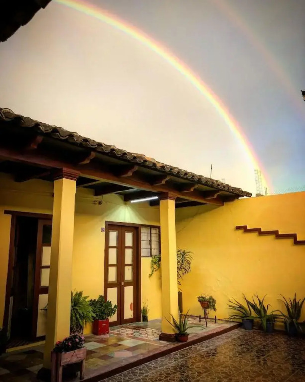 Oj Wayan Hostal
