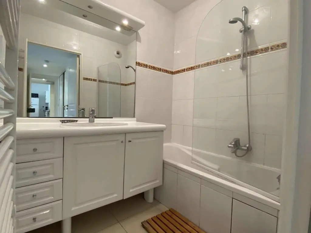 Appartement Juan les Pins, 3 pièces, 6 personnes - FR-1-252-171