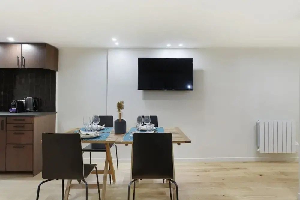 Modern Apartment 2 Bedrooms - Center of Paris