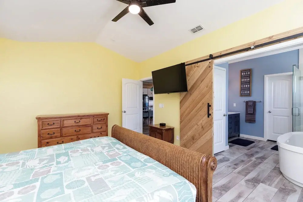 Delightful 3 Bedroom Pets