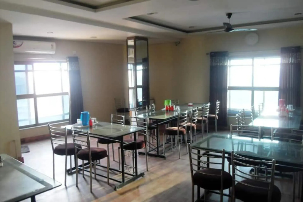 Hotel Gagan Palace