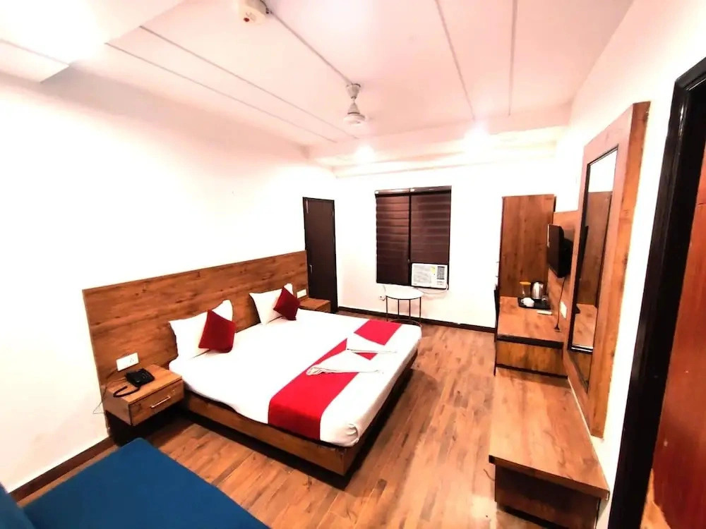Hotel Brahman Bhawan