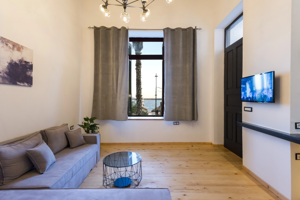 Aigli Seafront Loft-Luxury Design Retreat