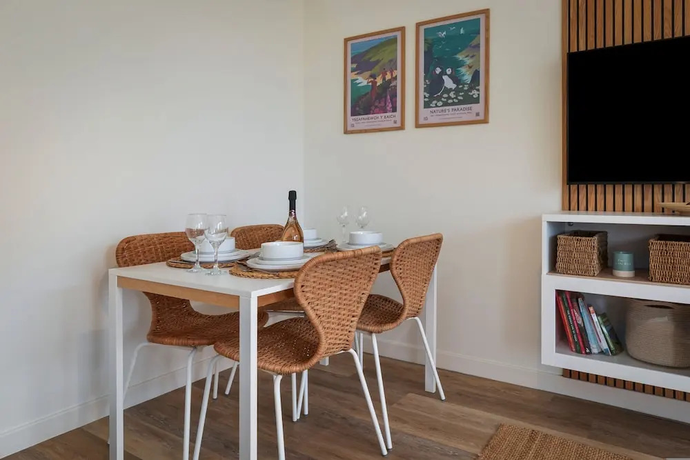 3 Monkstone Court - Close to Village and Beach
