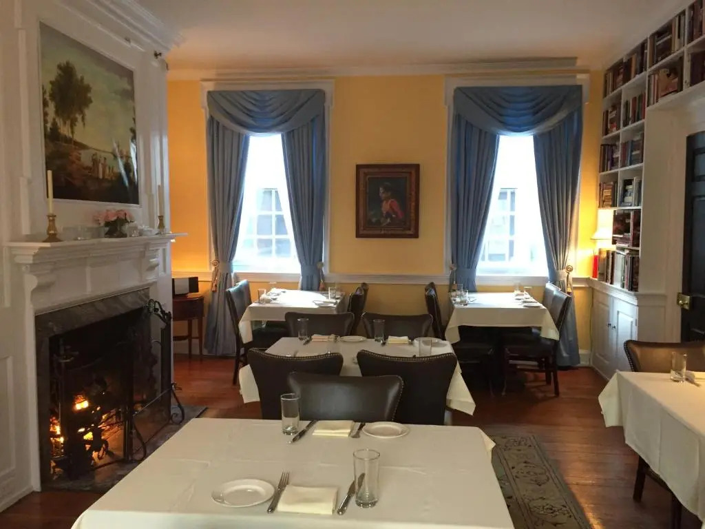 Morris House Hotel