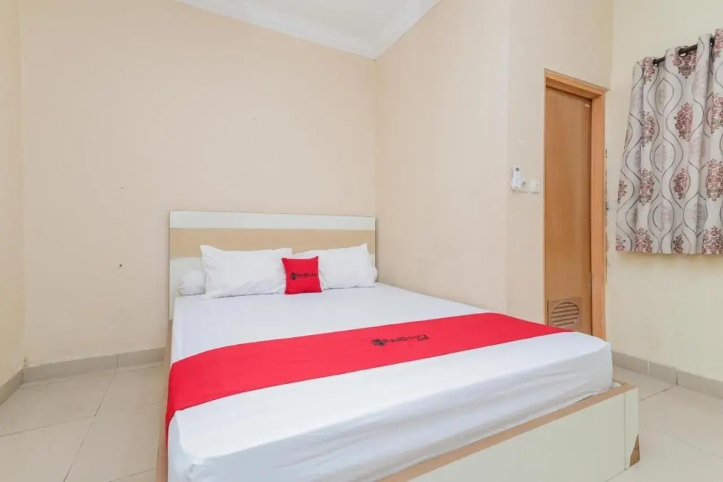 Wisma Basco Syariah by OYO Rooms