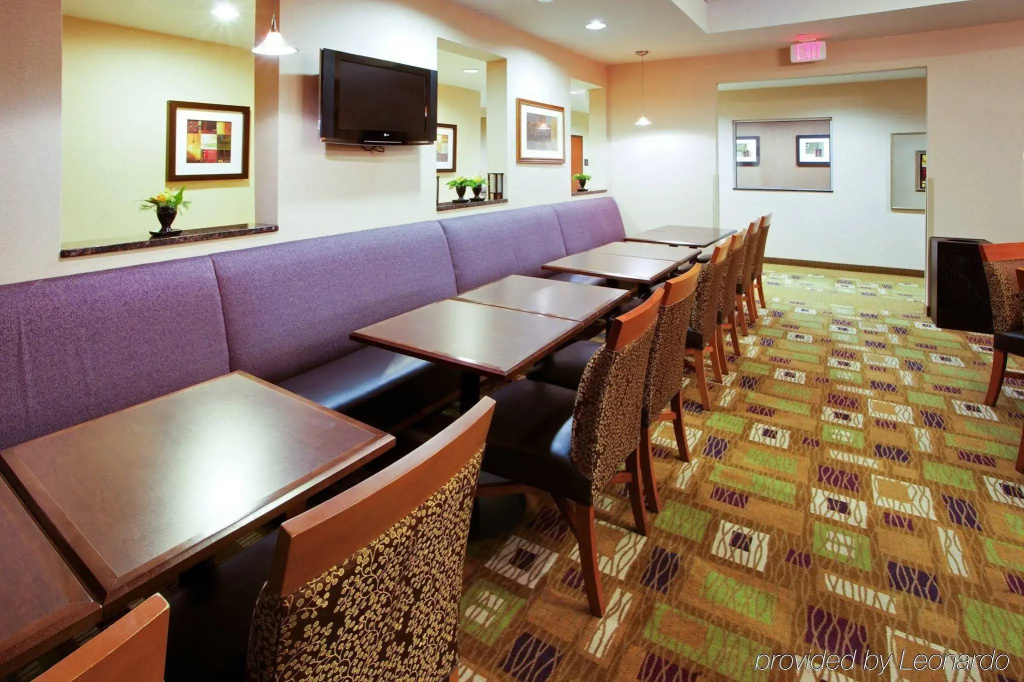 Holiday Inn Express Baltimore at the Stadiums by IHG