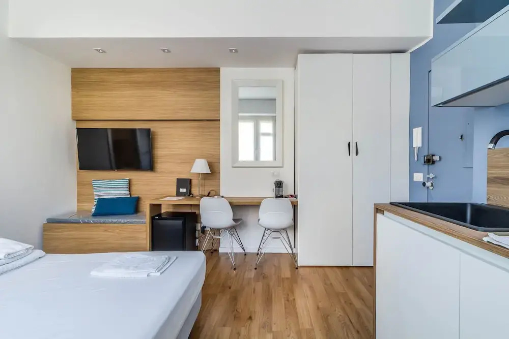 Gran Sasso - Cozy Modern Studio Steps From Piazza Piola