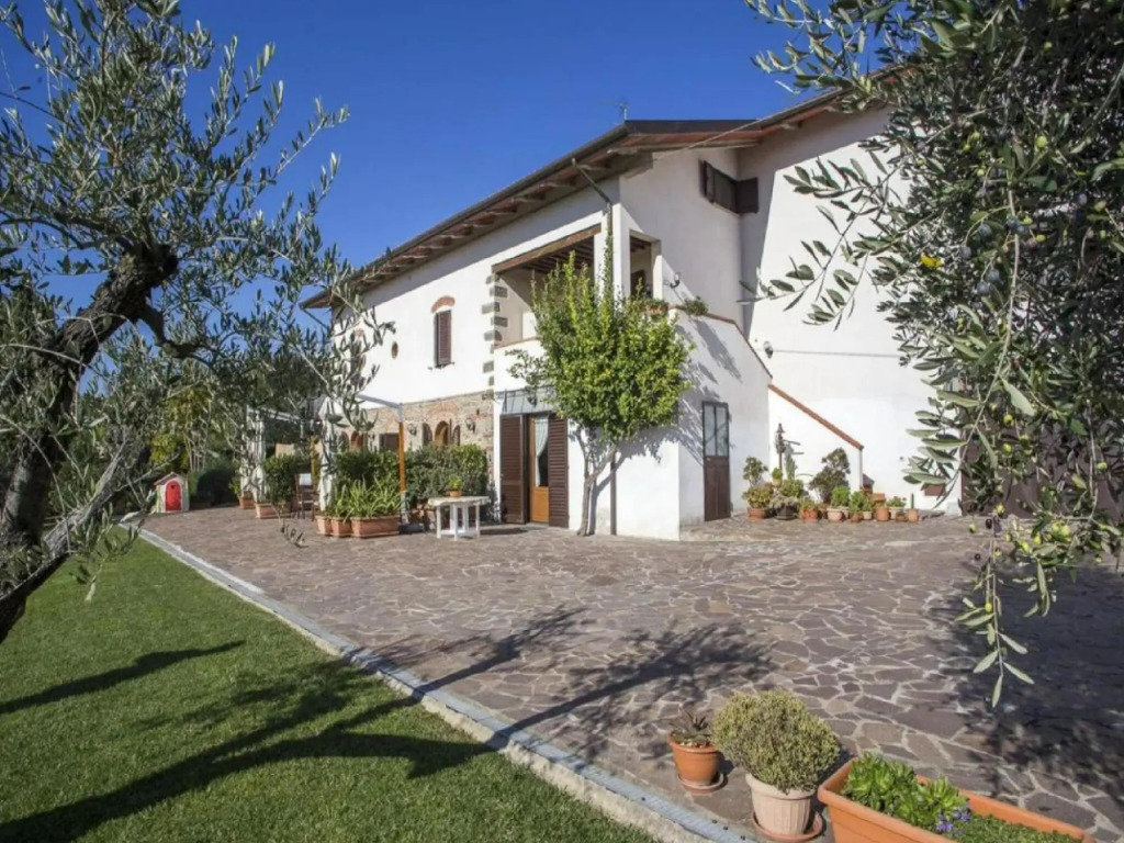 Apartment in Tuscany near Montecatini Golf Club