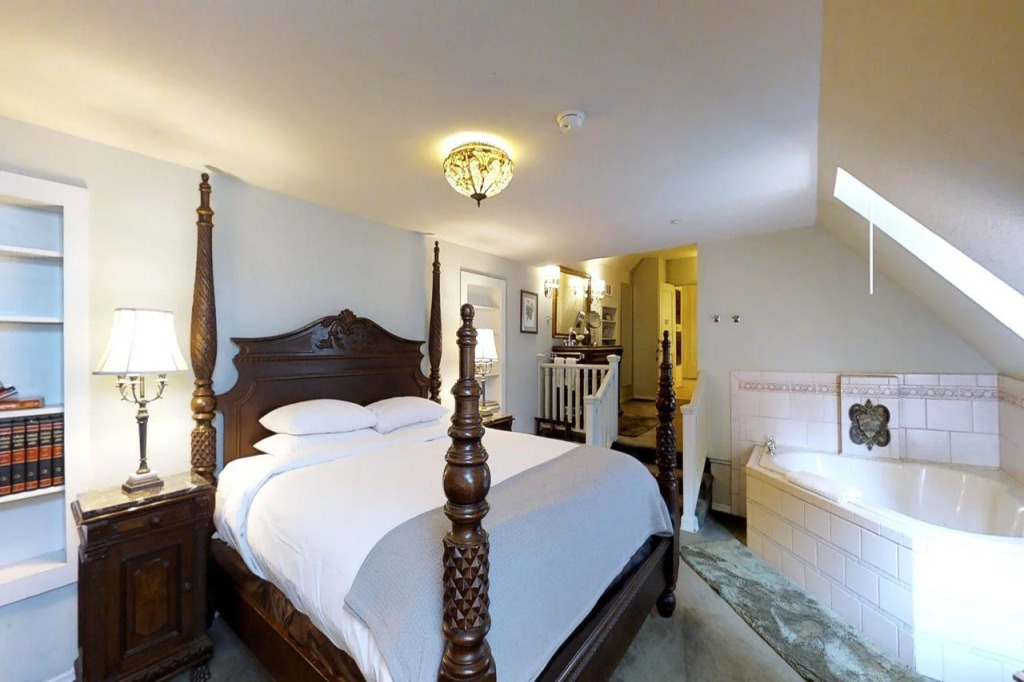 Cedar Gables Inn