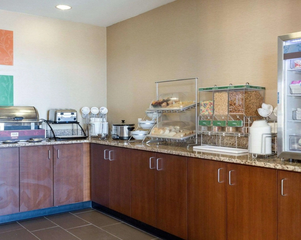 Comfort Inn & Suites Watford City